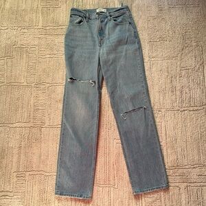 NWOT Abercrombie & Fitch The ‘90s Straight Ultra High Rise Jeans